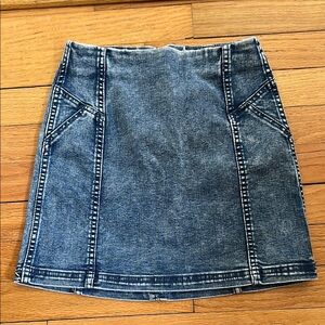 Wild fable Jean skirt